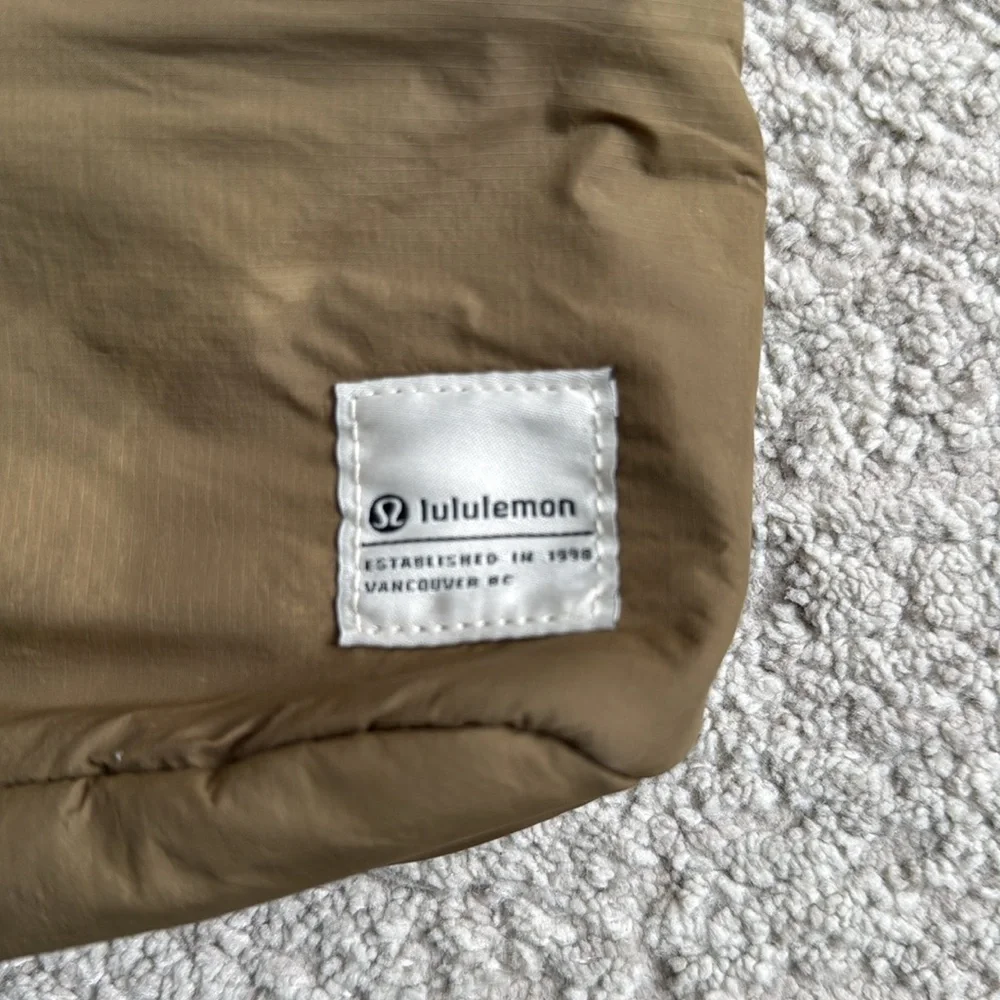 LuLulemon Patch Logo Adjustable OliveGreen/Brown Tone Crossbody Purse